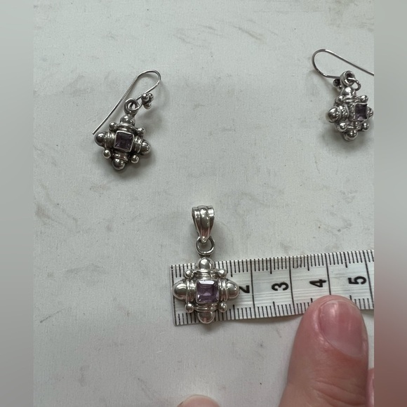 Vintage Sterling Silver Amethyst Brooch & Earring set - Picture 8 of 12